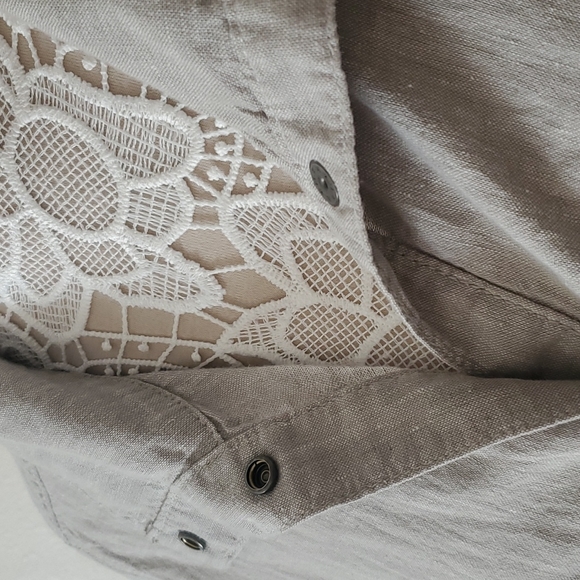 Columbia Top 8323 - Picture 7 of 12